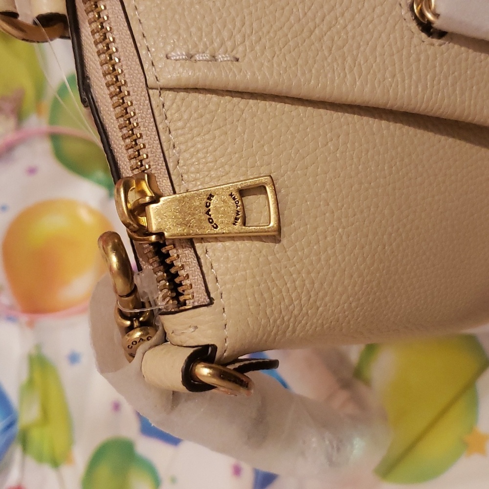 NWT Coach Elise Ivory Medium Leather Brass Satchel Office Casual Space - Picture 4 of 8
